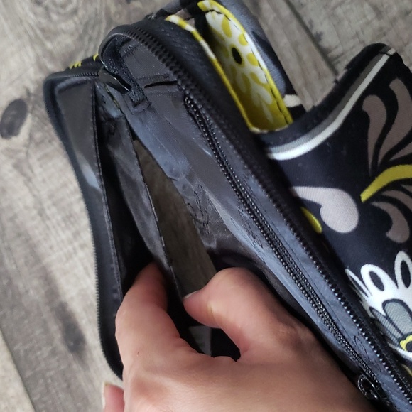 Vera Bradley Zip around wallet Baroque black yellow white floral - Picture 11 of 12